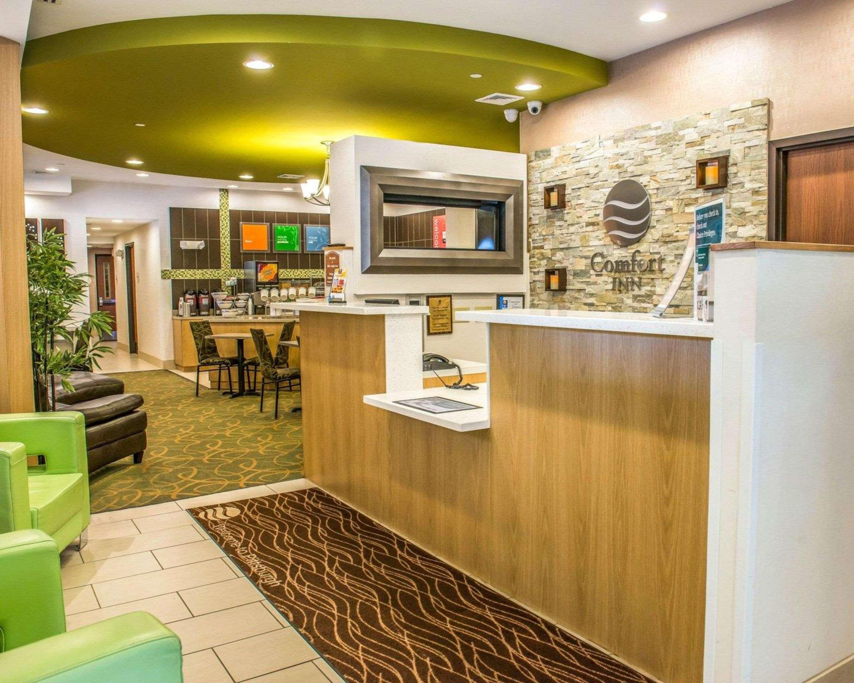 Red Roof Inn Pittsburgh - Mcknight Rd McCandless Township Экстерьер фото