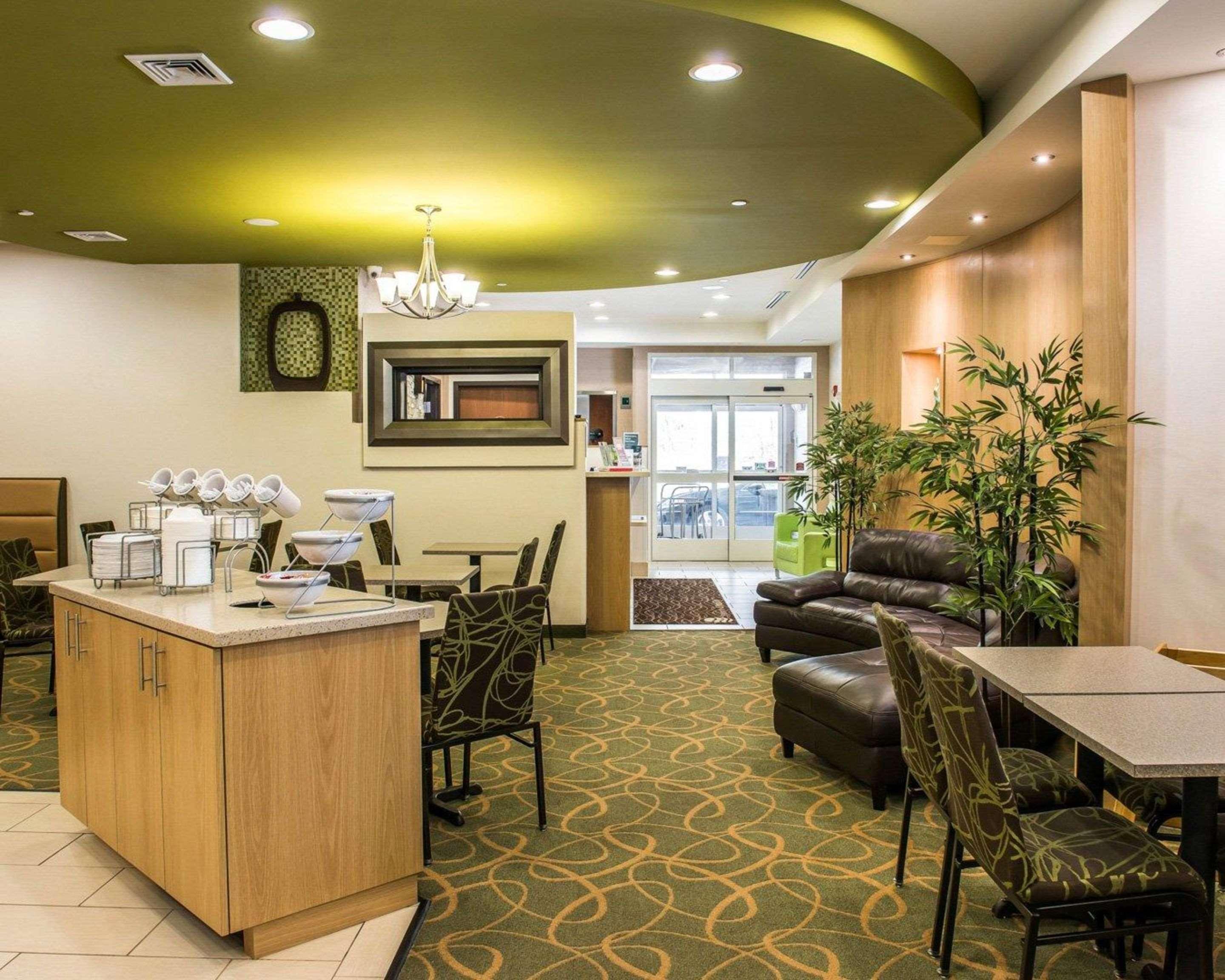 Red Roof Inn Pittsburgh - Mcknight Rd McCandless Township Экстерьер фото