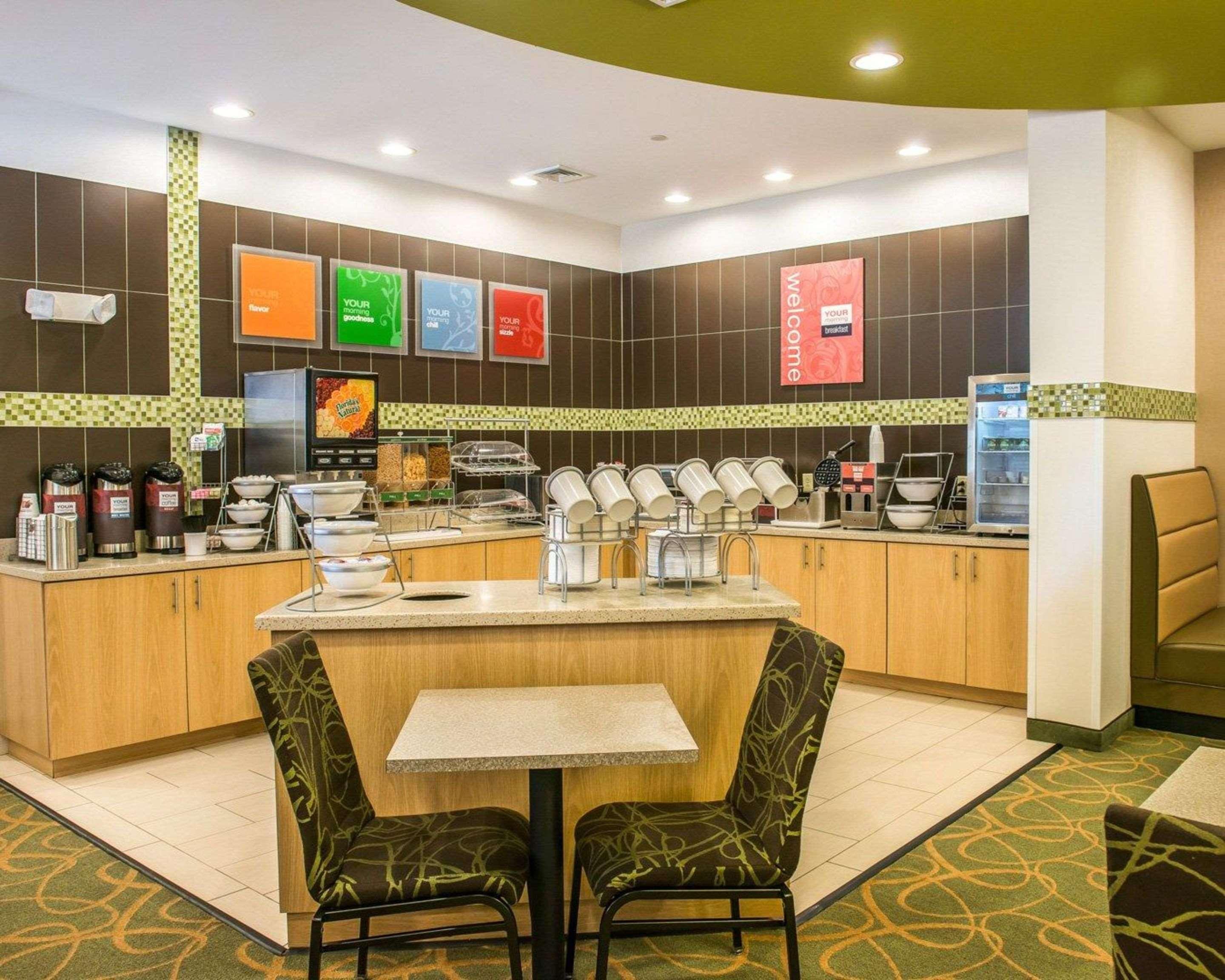 Red Roof Inn Pittsburgh - Mcknight Rd McCandless Township Экстерьер фото